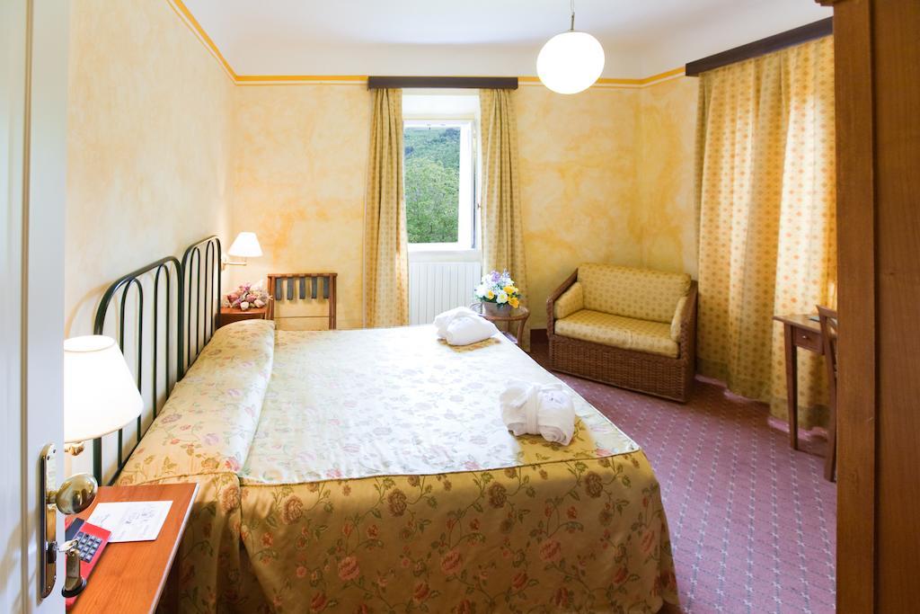 Castiglione dʼOrcia Terme San Filippo & Spa חדר תמונה